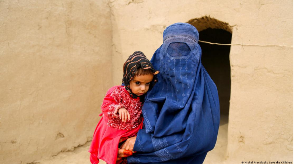 افغانستان: تر ۳ میلیونه ډېر خلک په خوارځواکی اخته دي