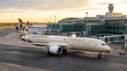 د اتحاد هوايي شرکت